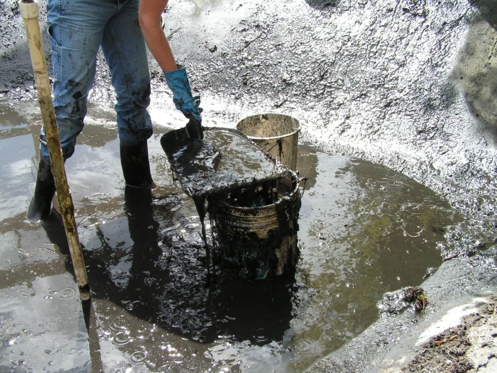 pond cleaning